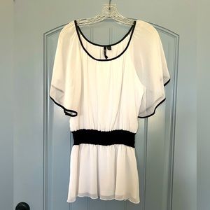 White Chiffon top with black trim NWOT